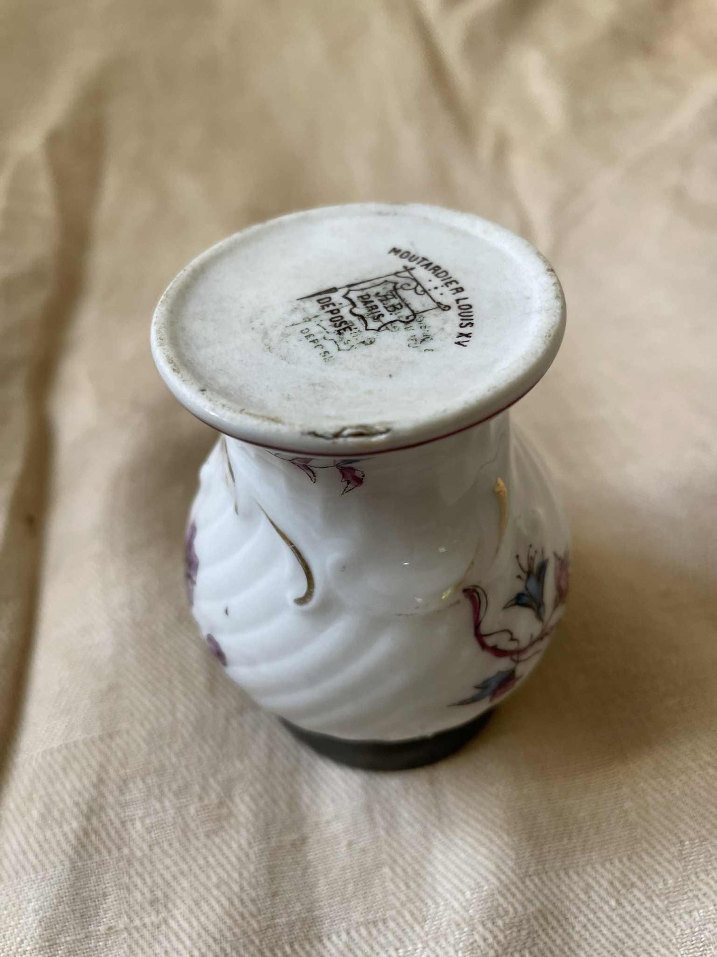 Porcelaine mustard pot by AB Paris