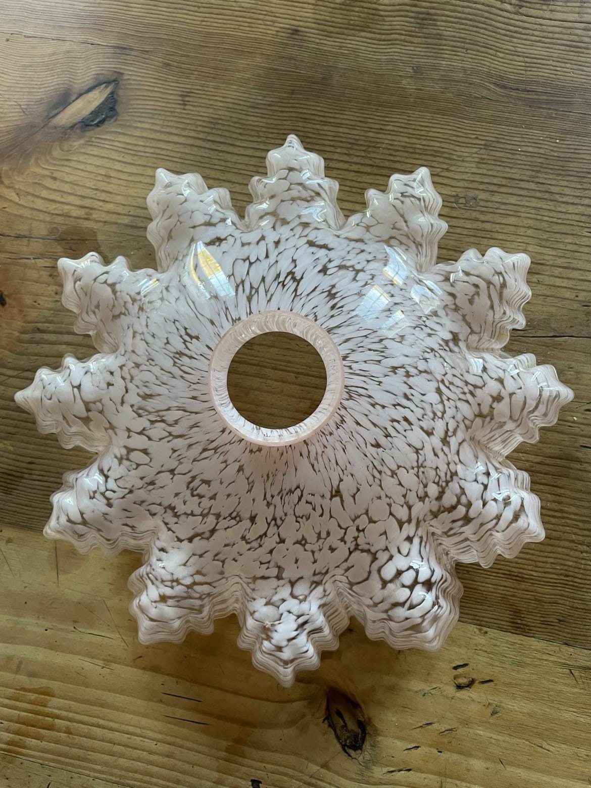 Art Deco Mottled Pink Glass Fluted lampshade;