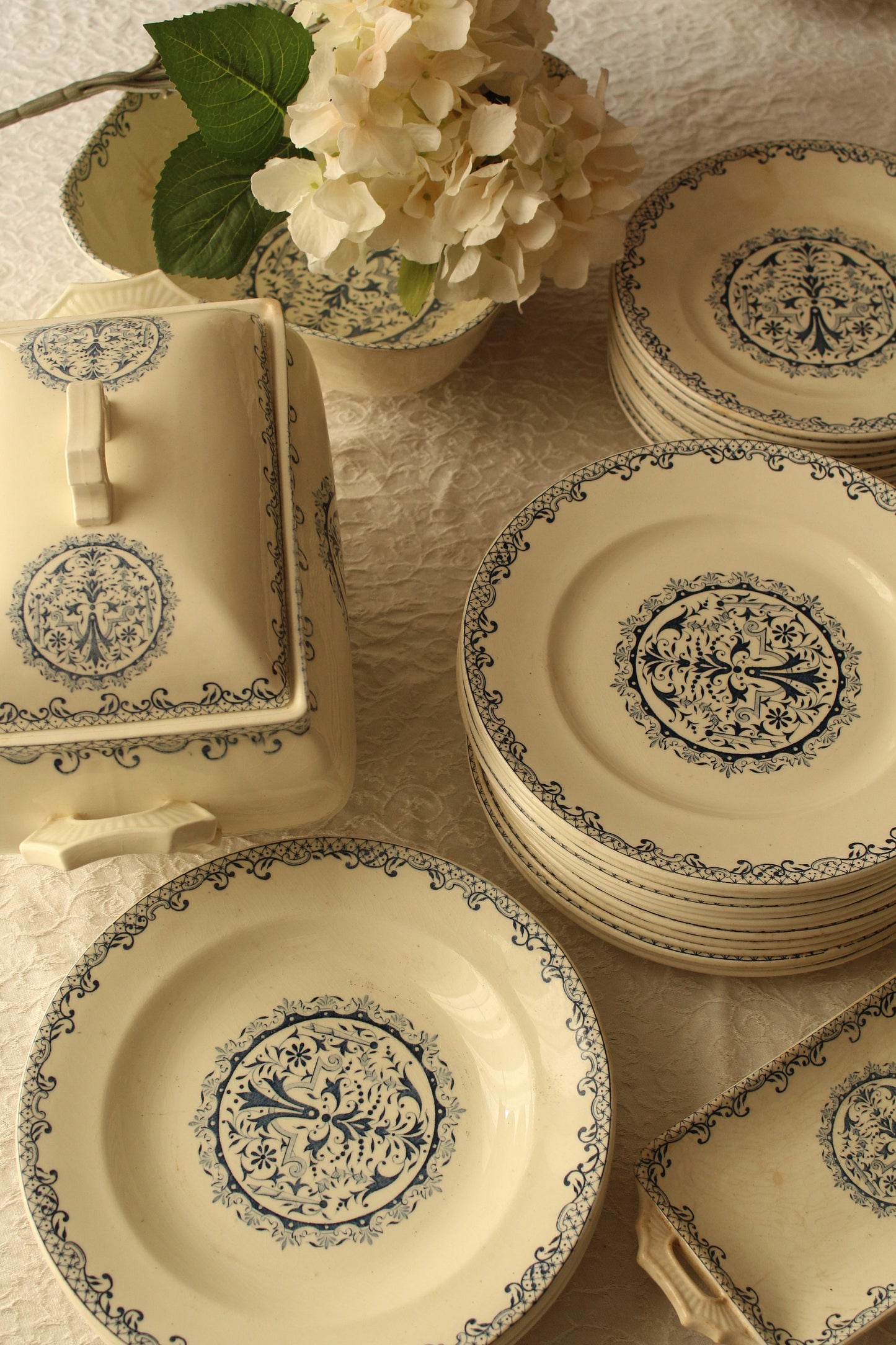 Set of 6 dinner plates  - Salins Chateau dinner service