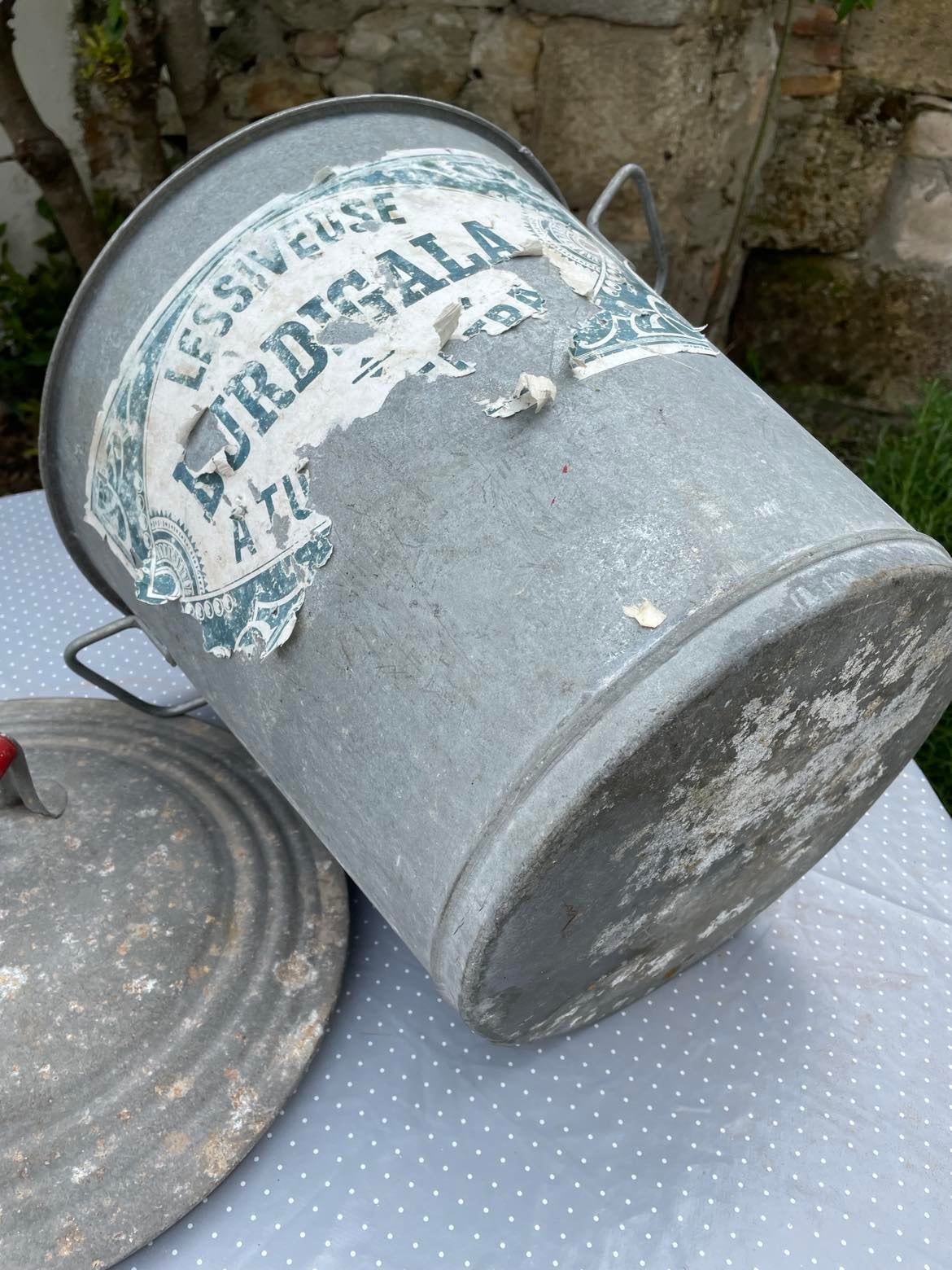 Galvanized Lessiveuse - early washing "machine"