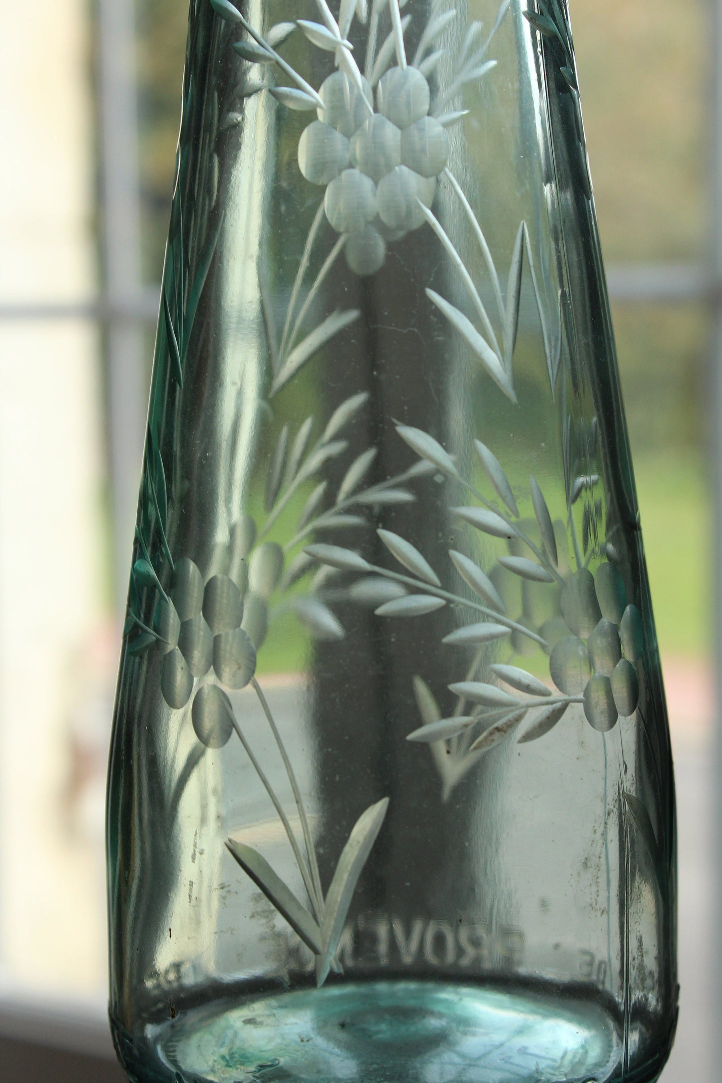 Decorative Etched  glass wine bottle