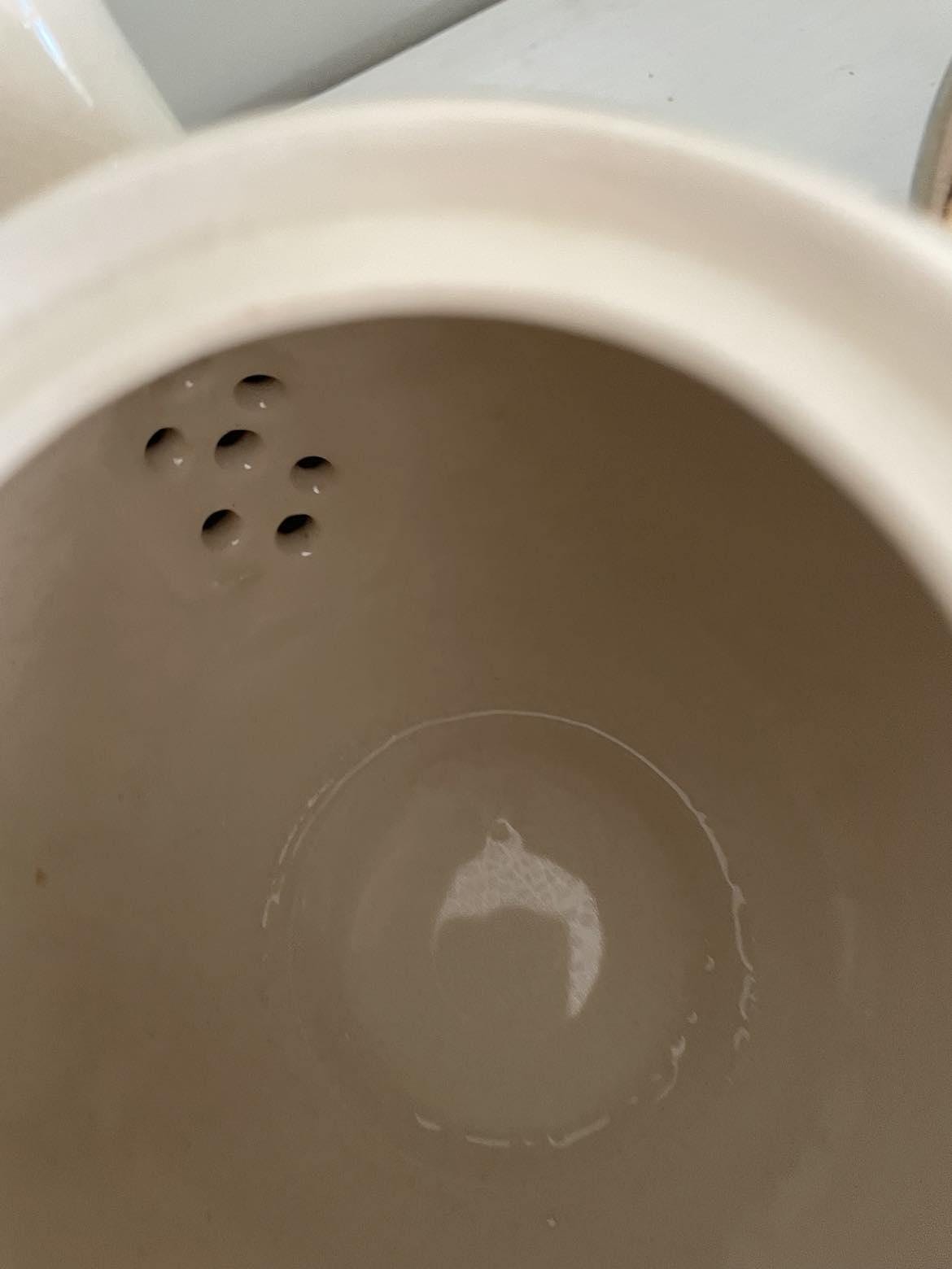 Kosy Kraft Insulated ceramic Tea pot/ Théière