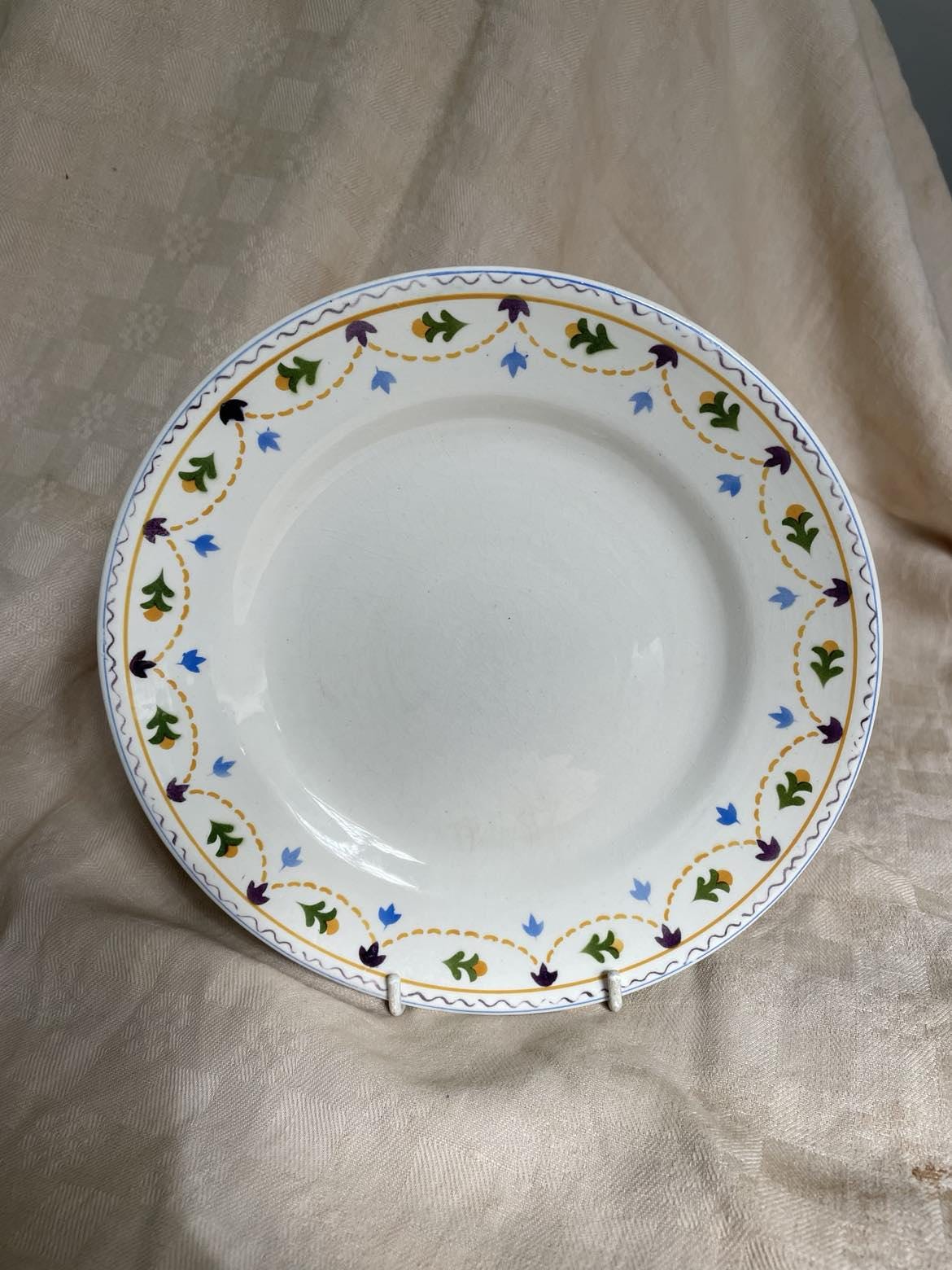 Digoin Sarreguemines low pedestal plate - plat piédouche "Chevreuse"