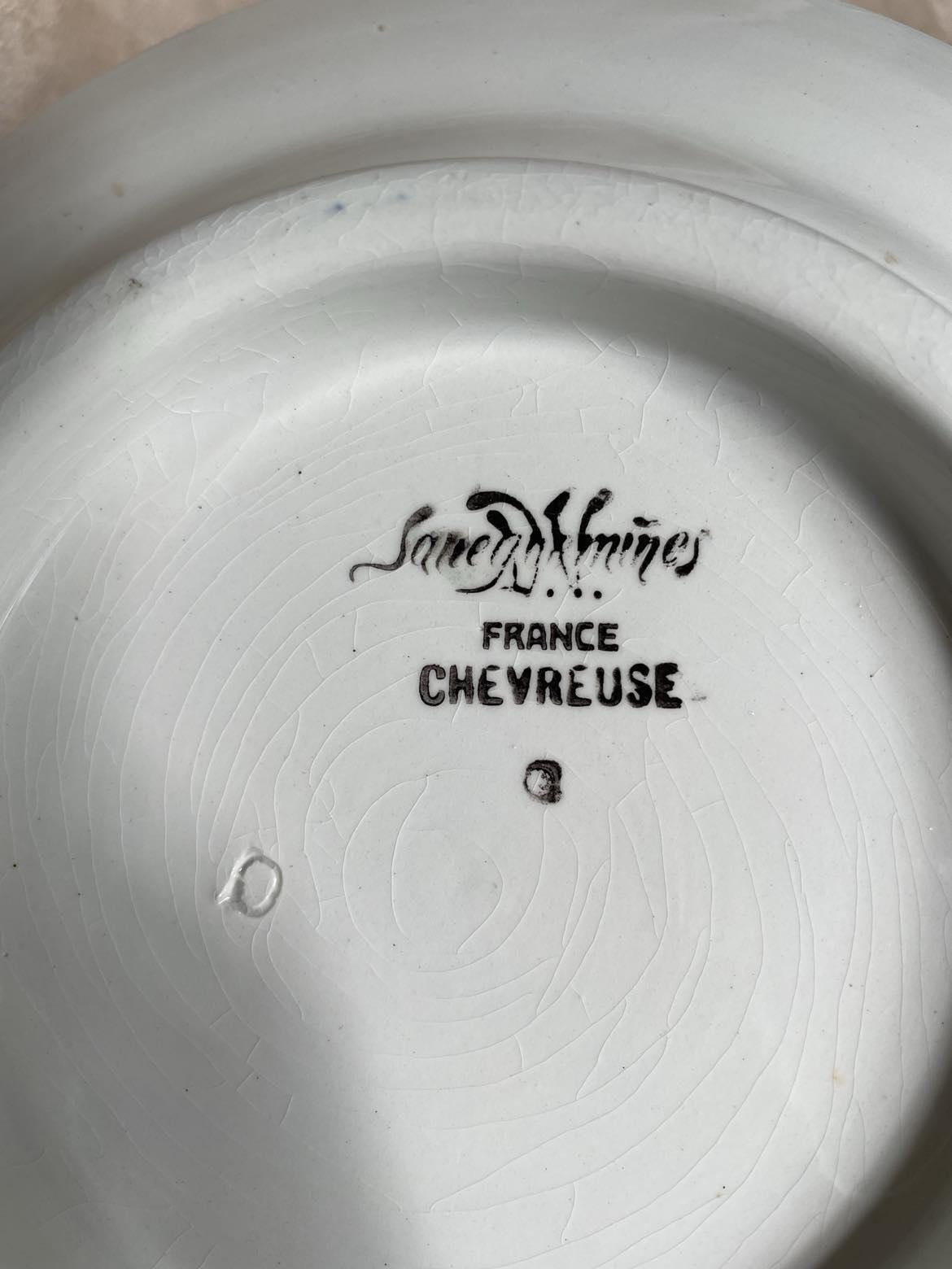 Digoin Sarreguemines low pedestal plate - plat piédouche "Chevreuse"