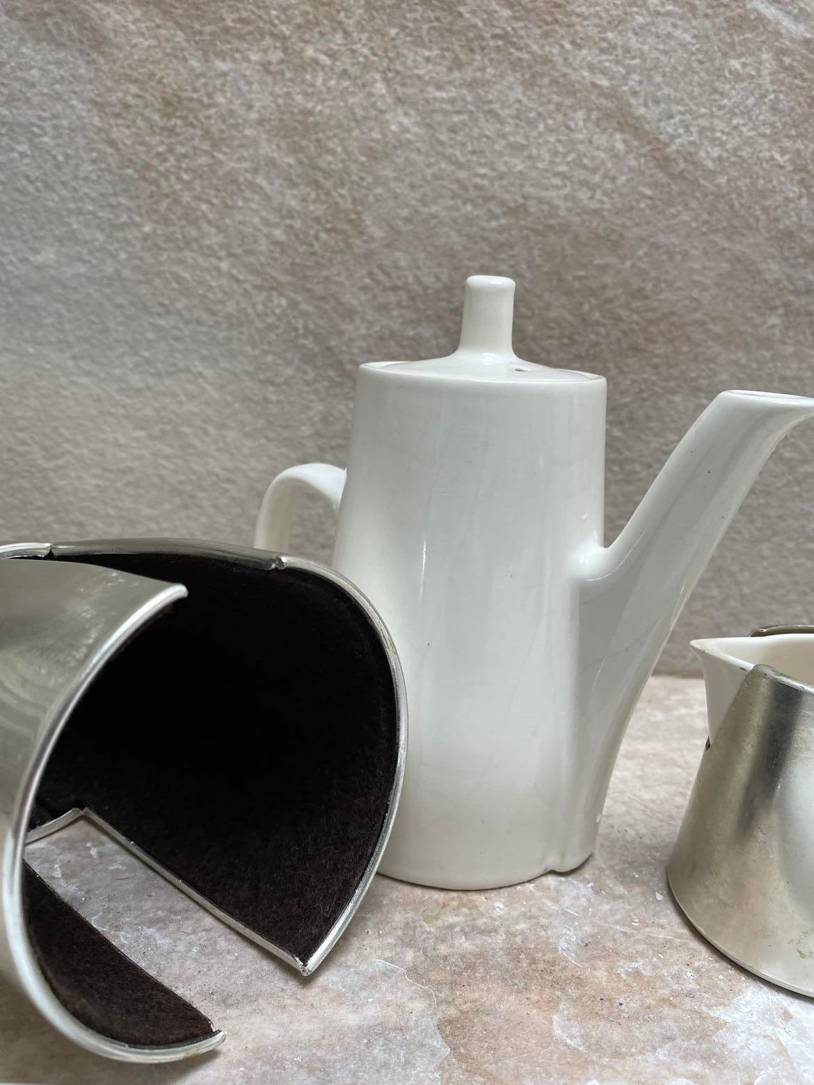 Mid Century Mellita Coffee Pot and milk Jug