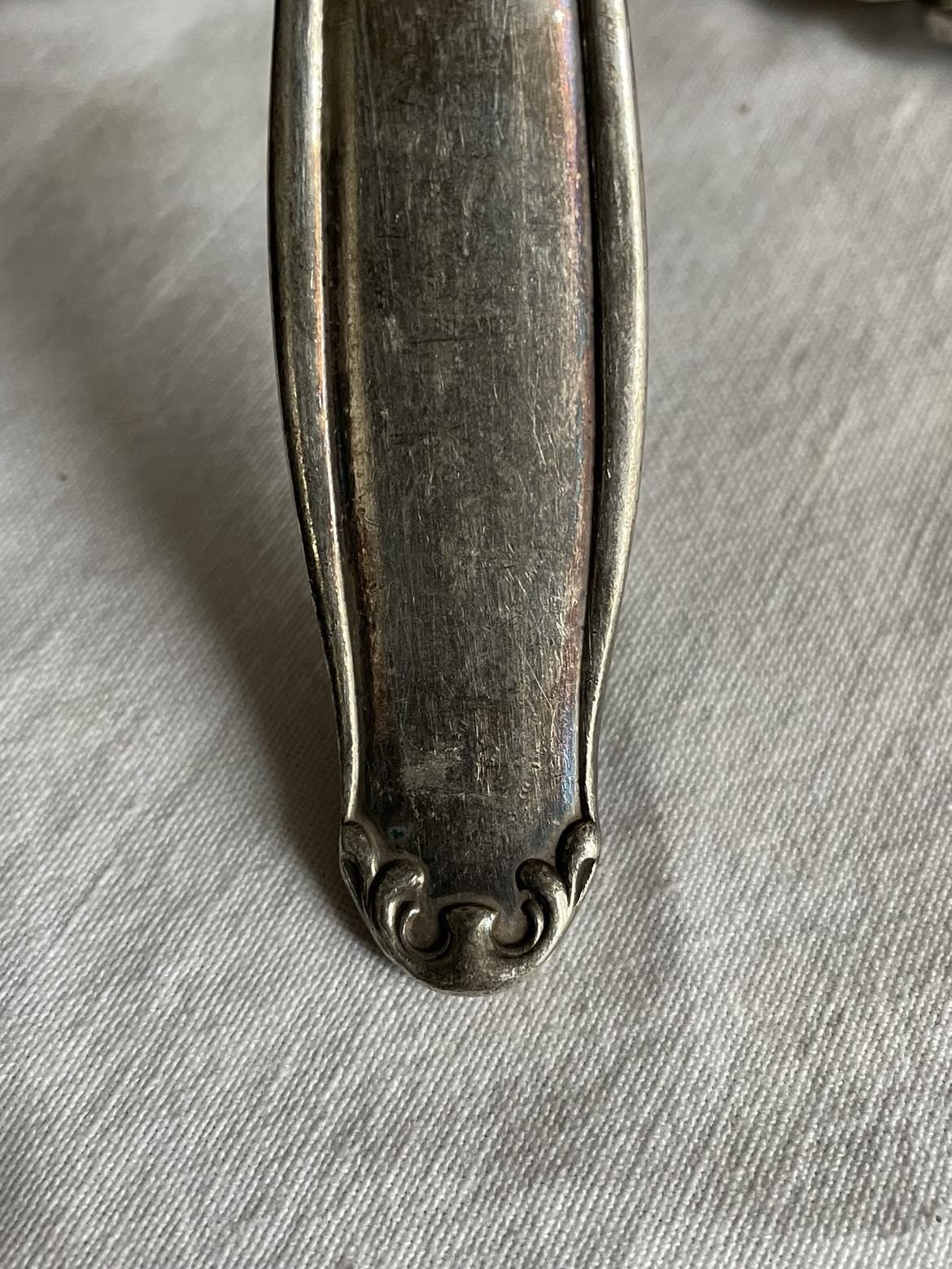 Antique silver plated Flatware - set of 16 pieces