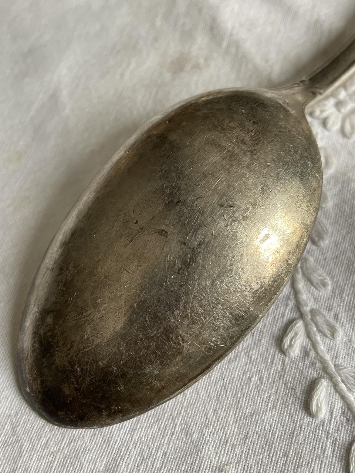 Antique silver plated Flatware - set of 16 pieces