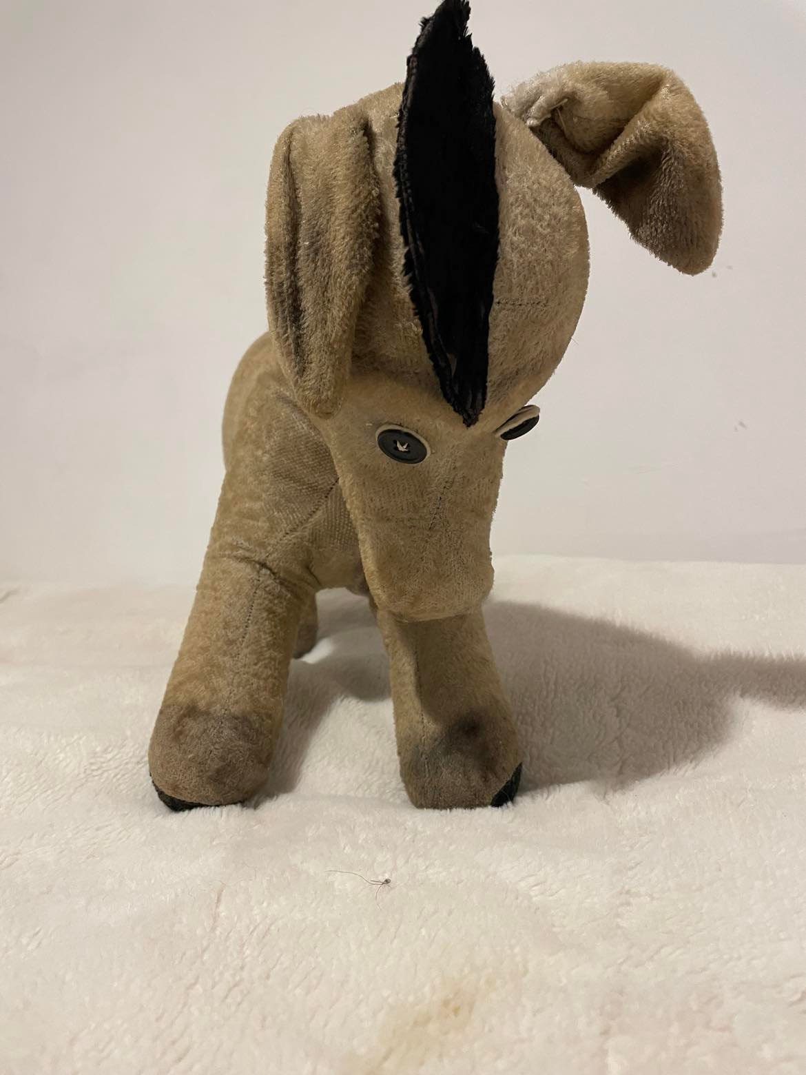 Primitive wire framed horse/ peluche ancienne