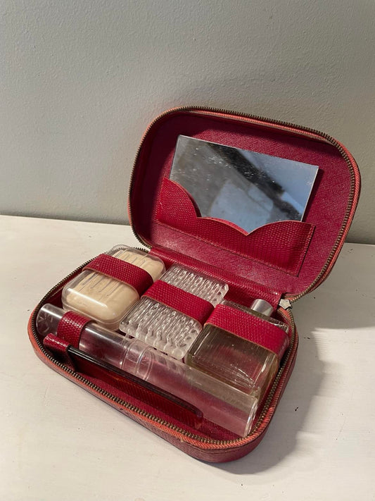 Small mid century mens vanity set