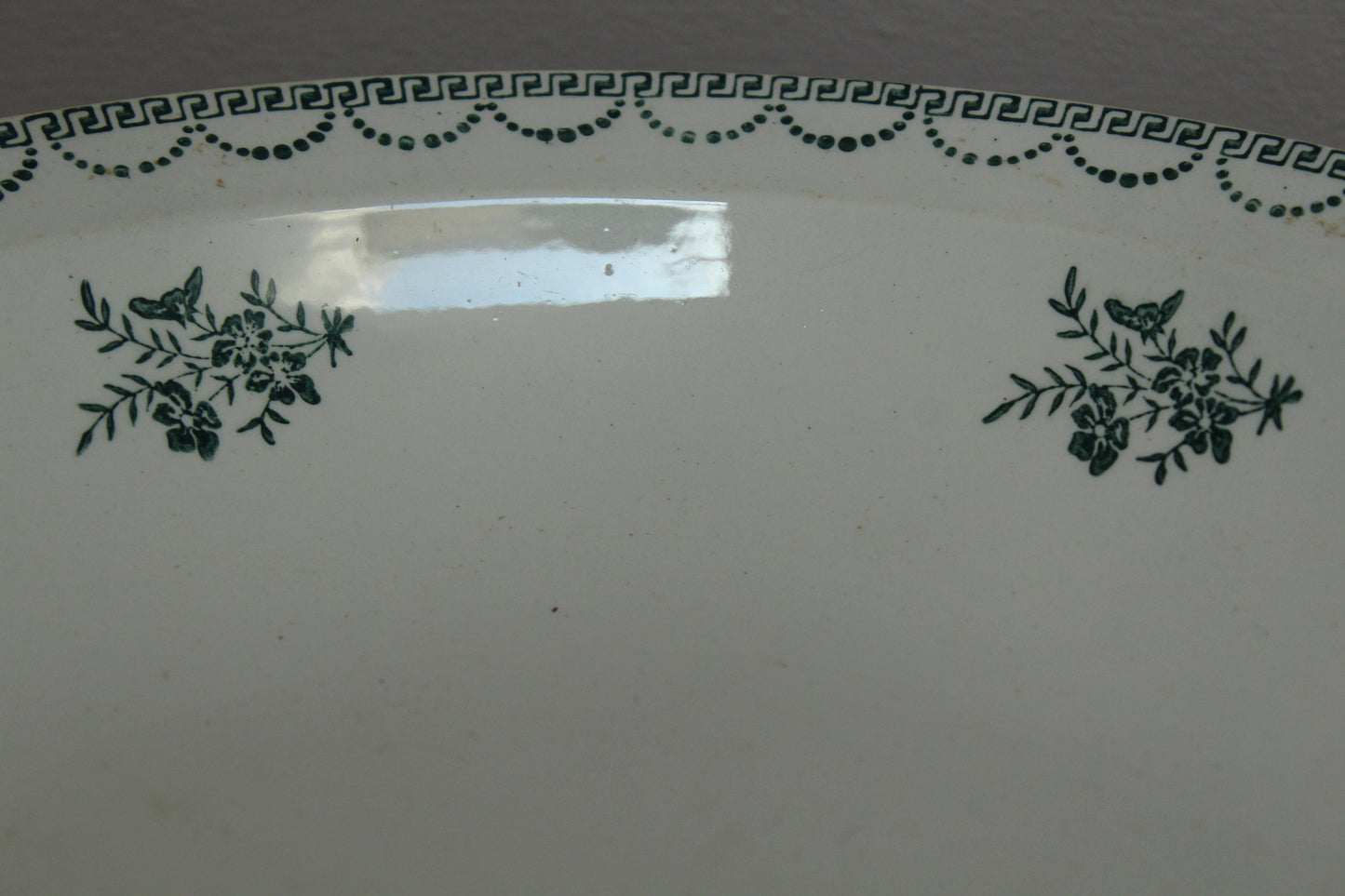 St Amand (nouvelles usines)  large serving plate