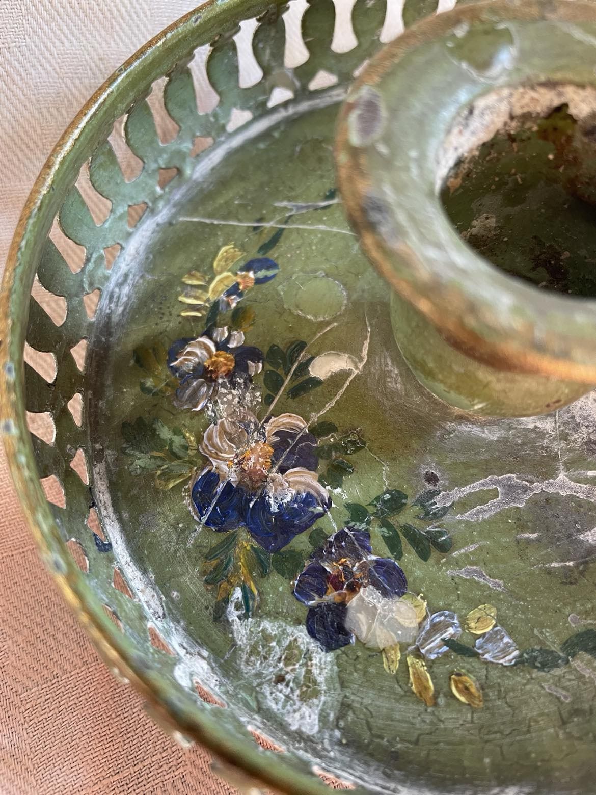 Antique hand candle holder, bougeoir à main