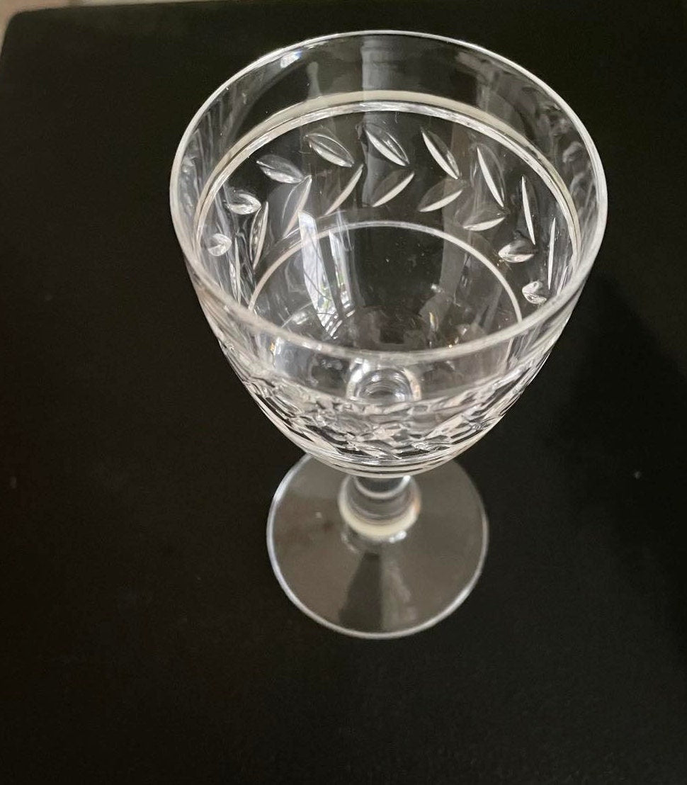 Cristal de Sèvres  set of 6 signed Sevres Crystal  Liqueur glasses
