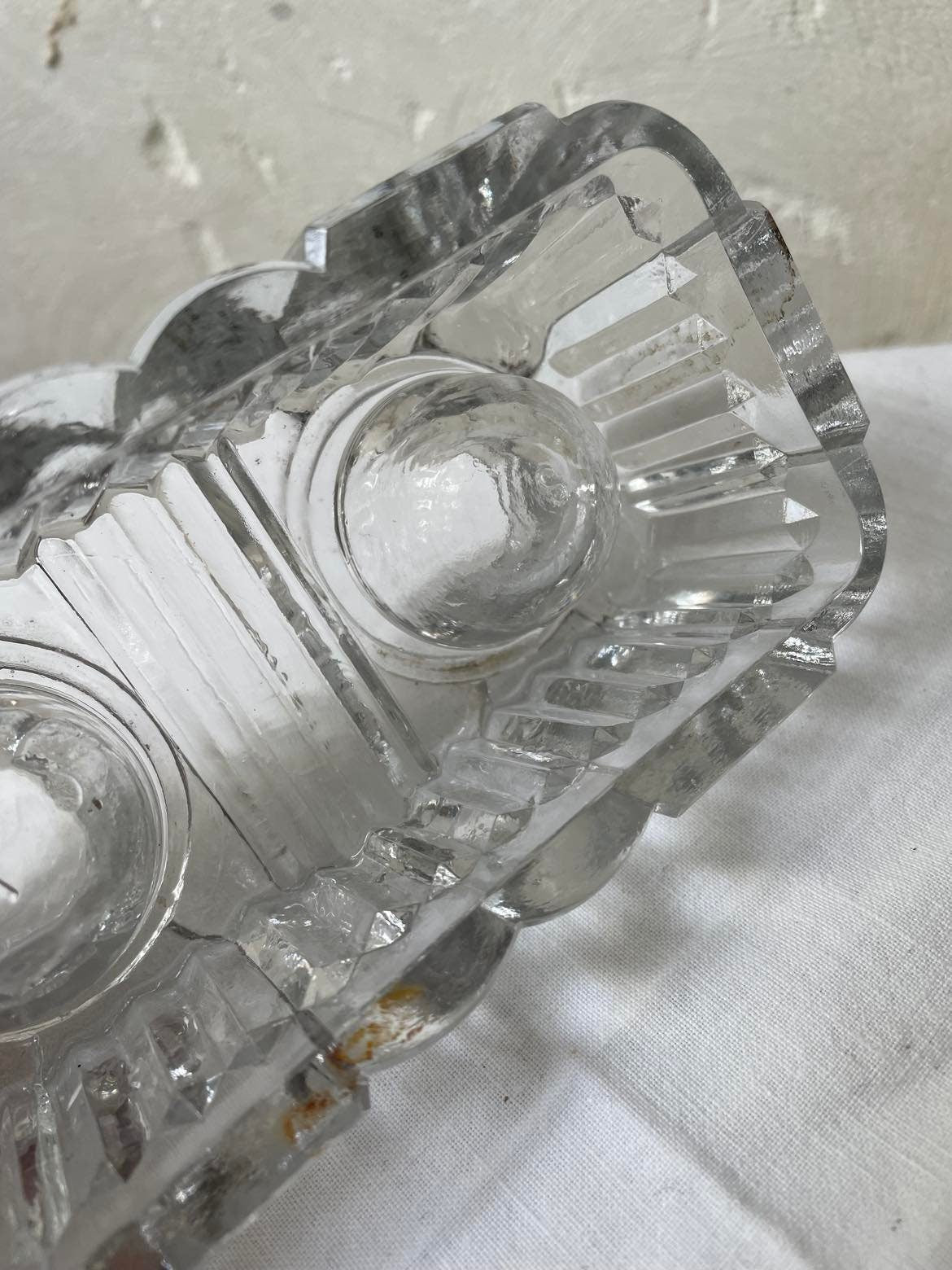 Moulded Glass double resevoir Inkwell/ encrier - marked VS