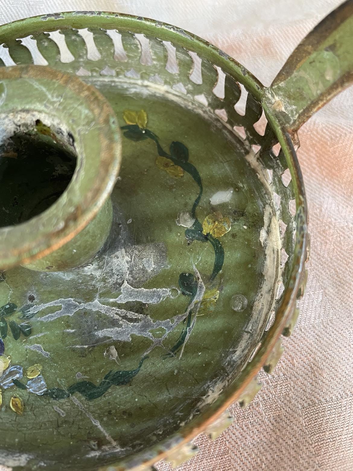 Antique hand candle holder, bougeoir à main