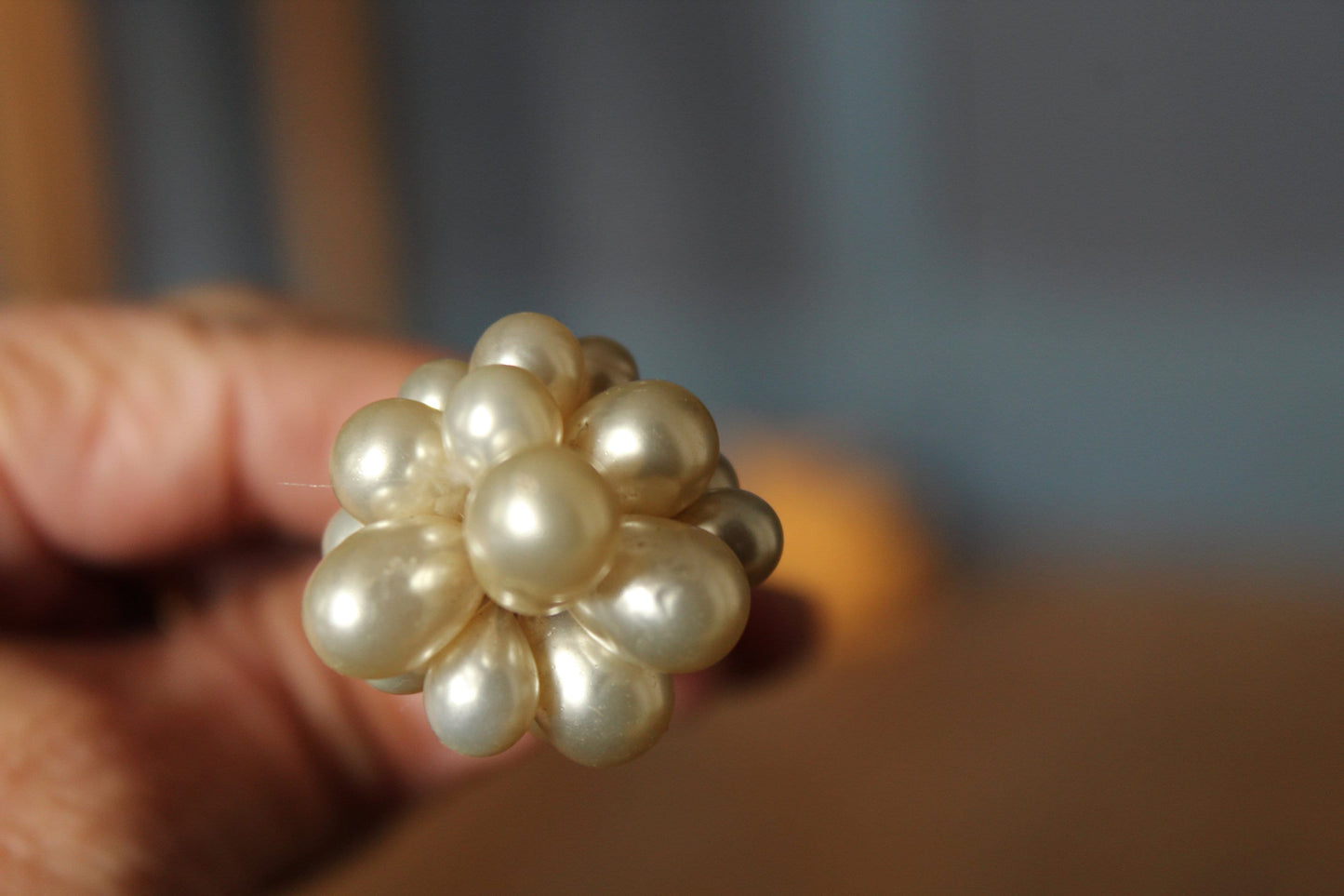 Antique faux pearl cluster hat / stick pin