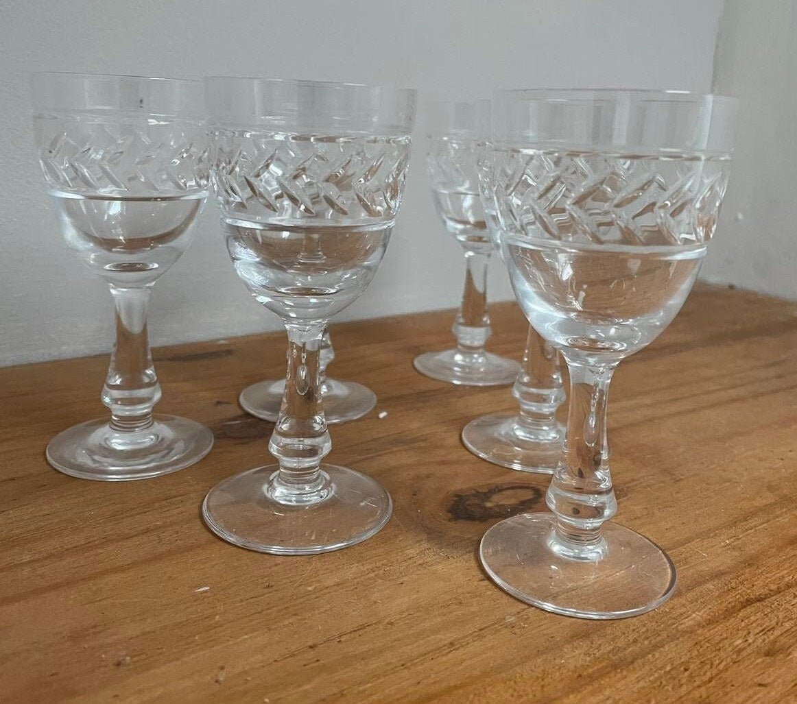 Cristal de Sèvres  set of 6 signed Sevres Crystal  Liqueur glasses