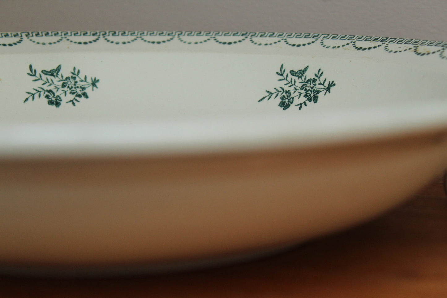 St Amand (nouvelles usines)  large serving plate