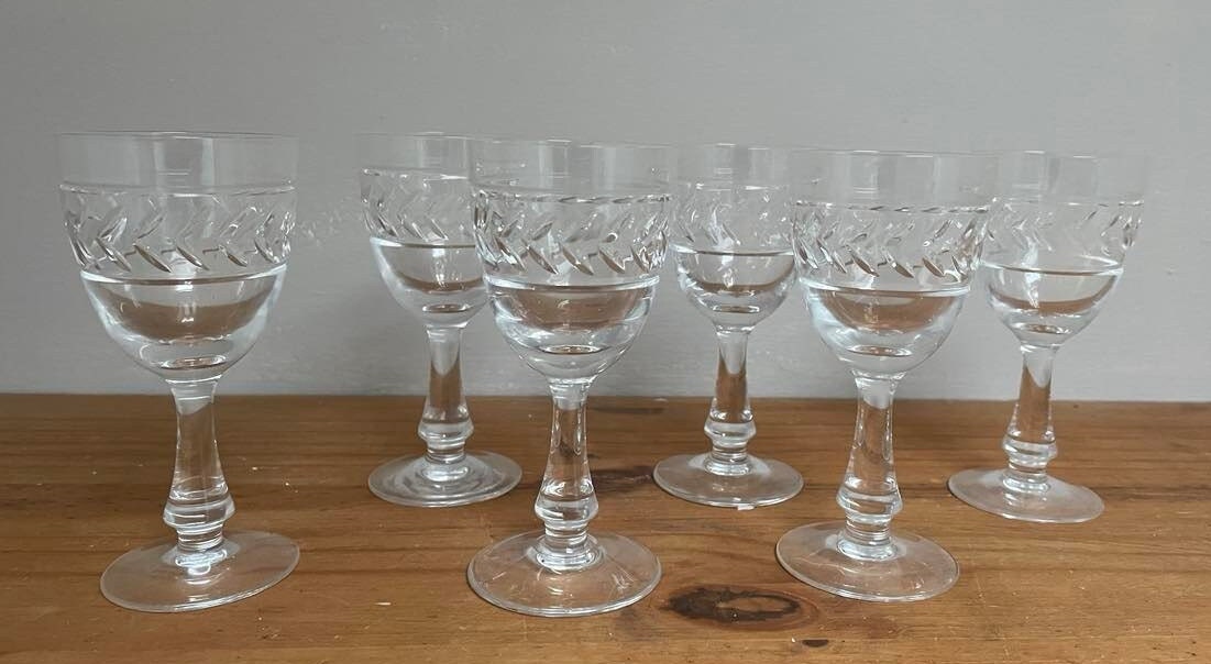 Cristal de Sèvres  set of 6 signed Sevres Crystal  Liqueur glasses