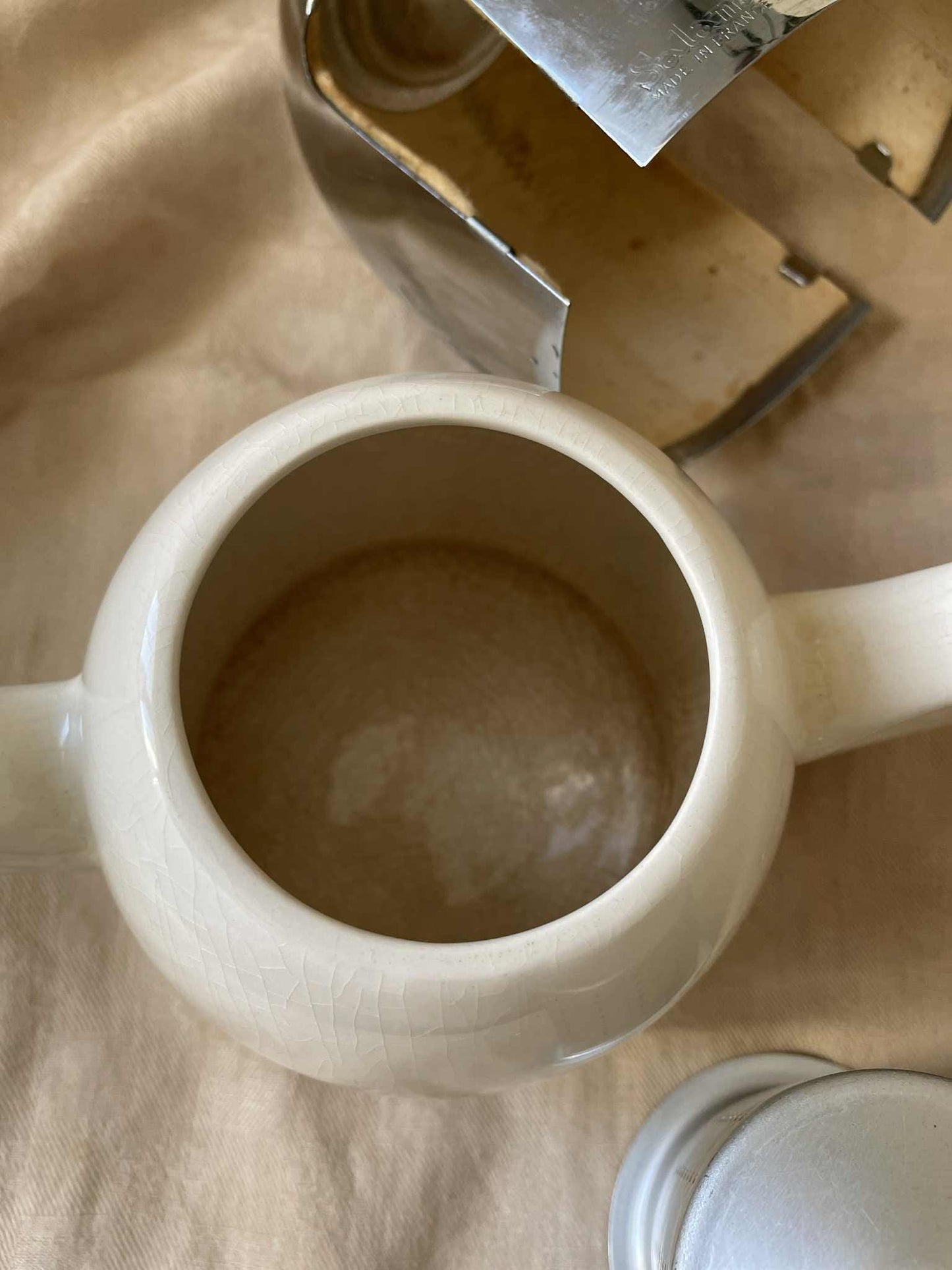 Salam 57  Insulated ceramic Tea pot/ Théière Salam