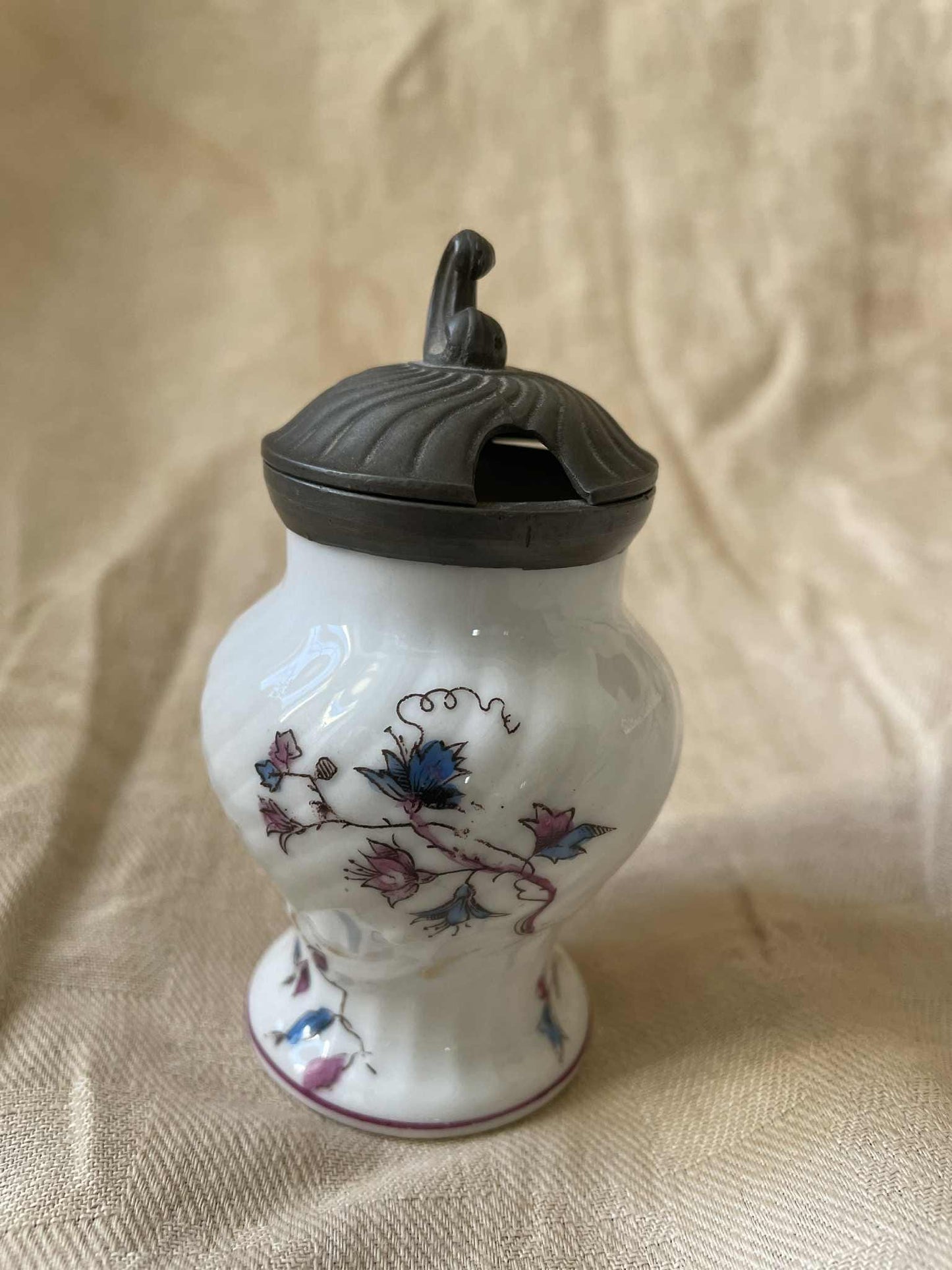 Porcelaine mustard pot  by AB Paris